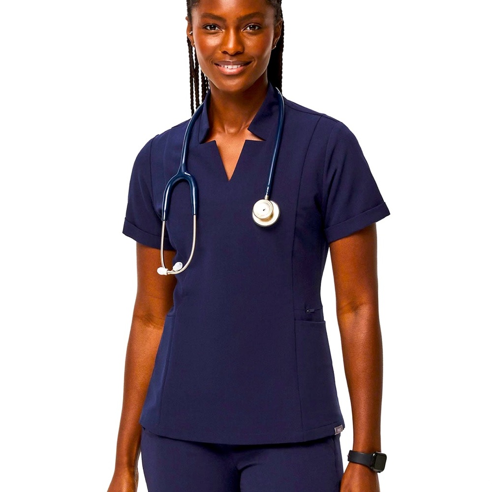 Figs scrub Top STYLE - Inala Slim
SIZE M
